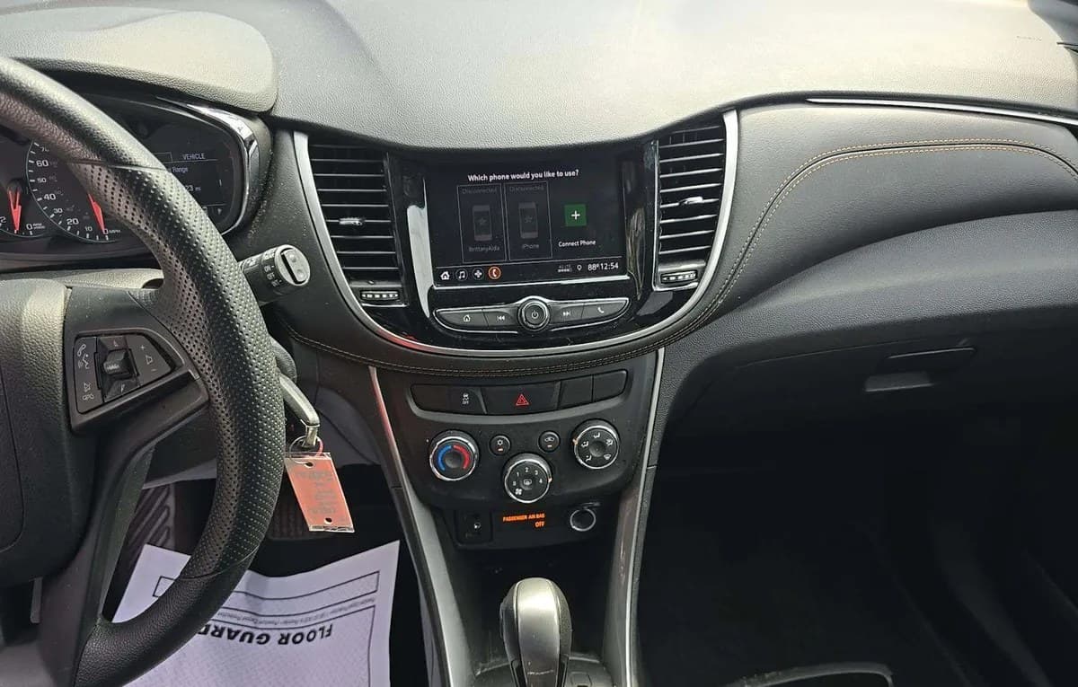 2020 CHEVROLET TRAX LT 6