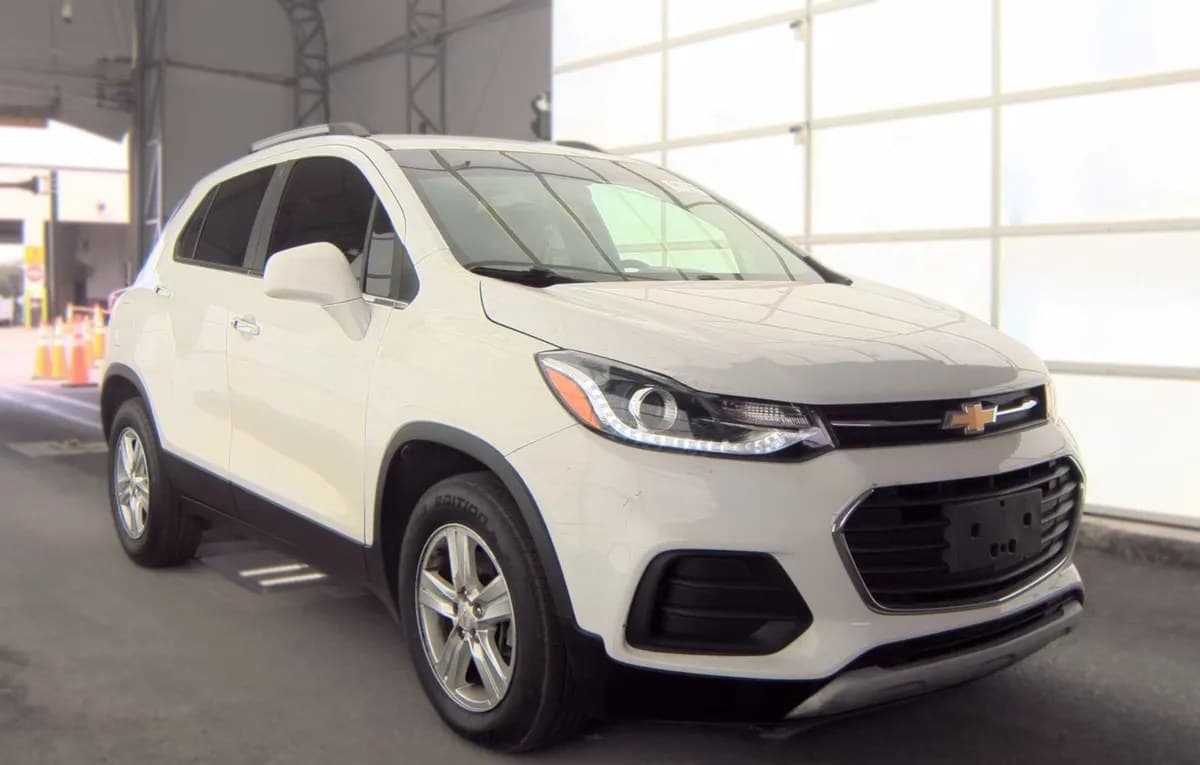 2019 CHEVROLET TRAX LT 4