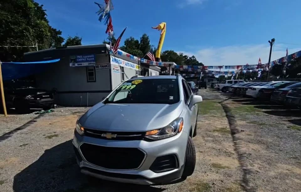 2019 CHEVROLET TRAX LT 2