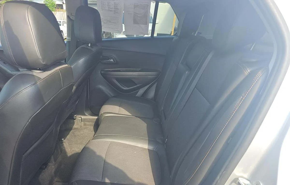 2019 CHEVROLET TRAX LT 7