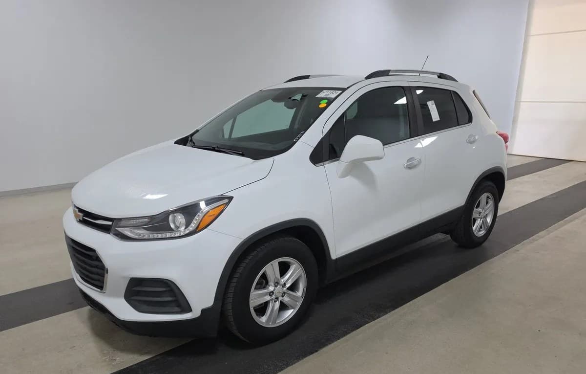 2020 CHEVROLET TRAX LT 2