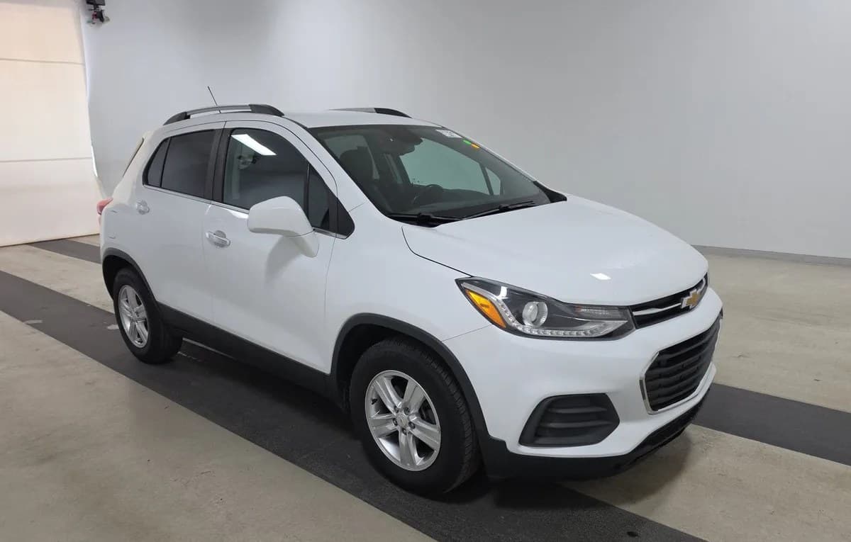 2020 CHEVROLET TRAX LT 4