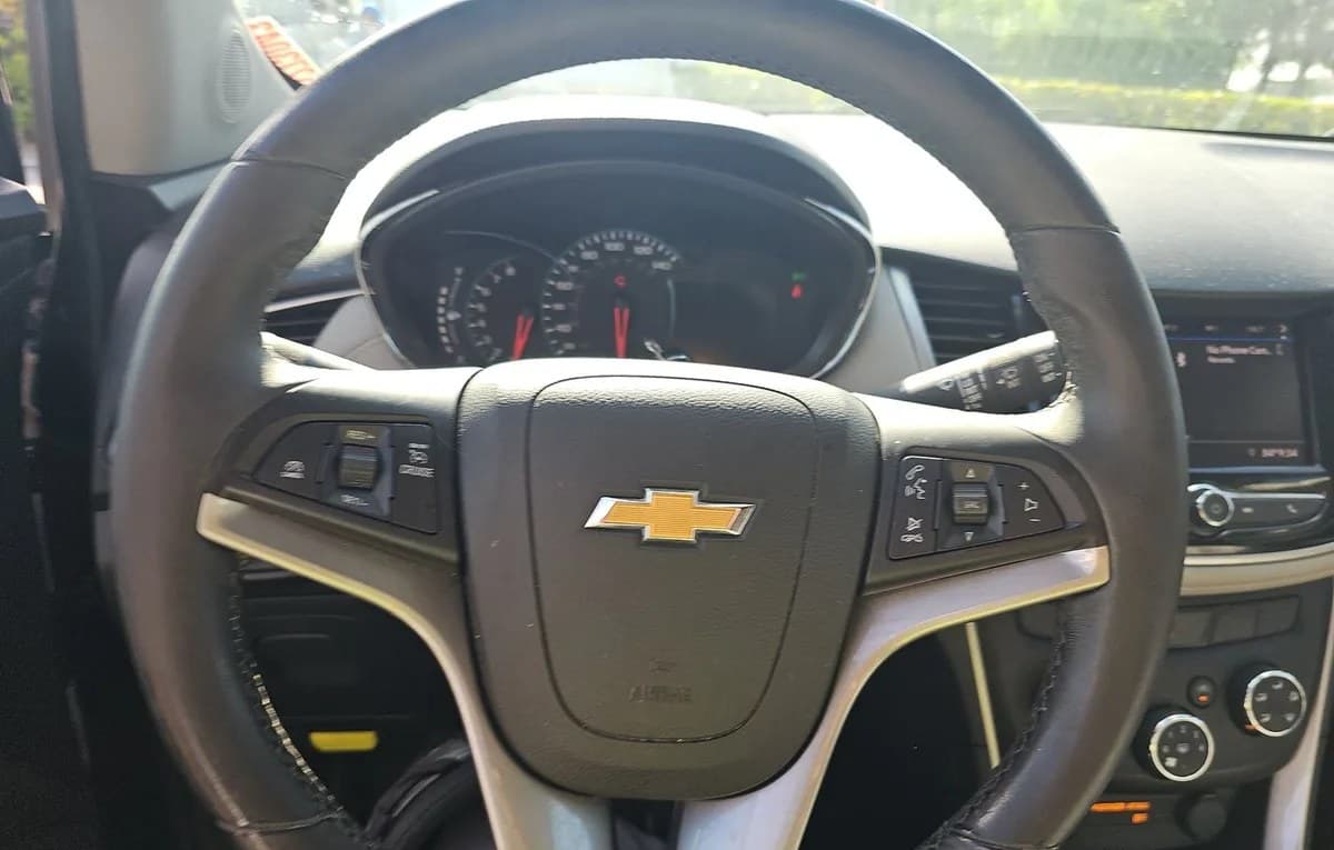 2020 CHEVROLET TRAX LT 6