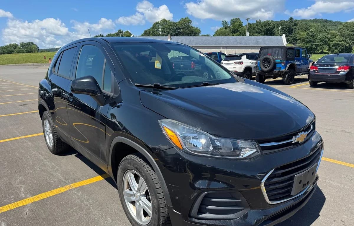 2020 CHEVROLET TRAX LS 2