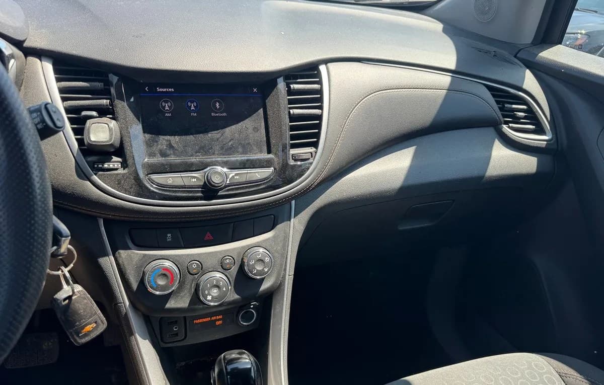 2020 CHEVROLET TRAX LS 6
