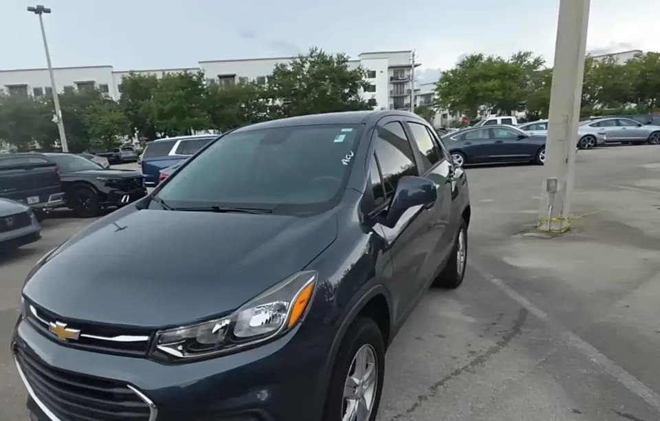2021 CHEVROLET TRAX LS 2