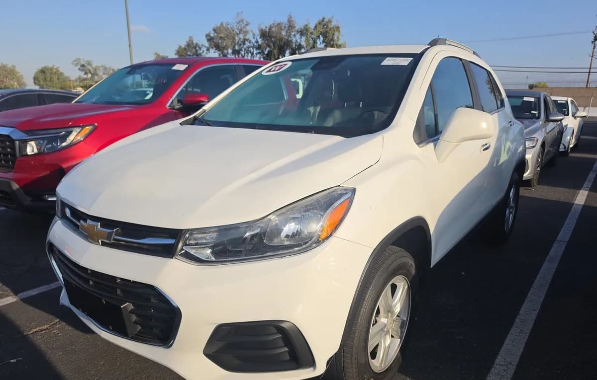 2017 CHEVROLET TRAX LT 1LT 2
