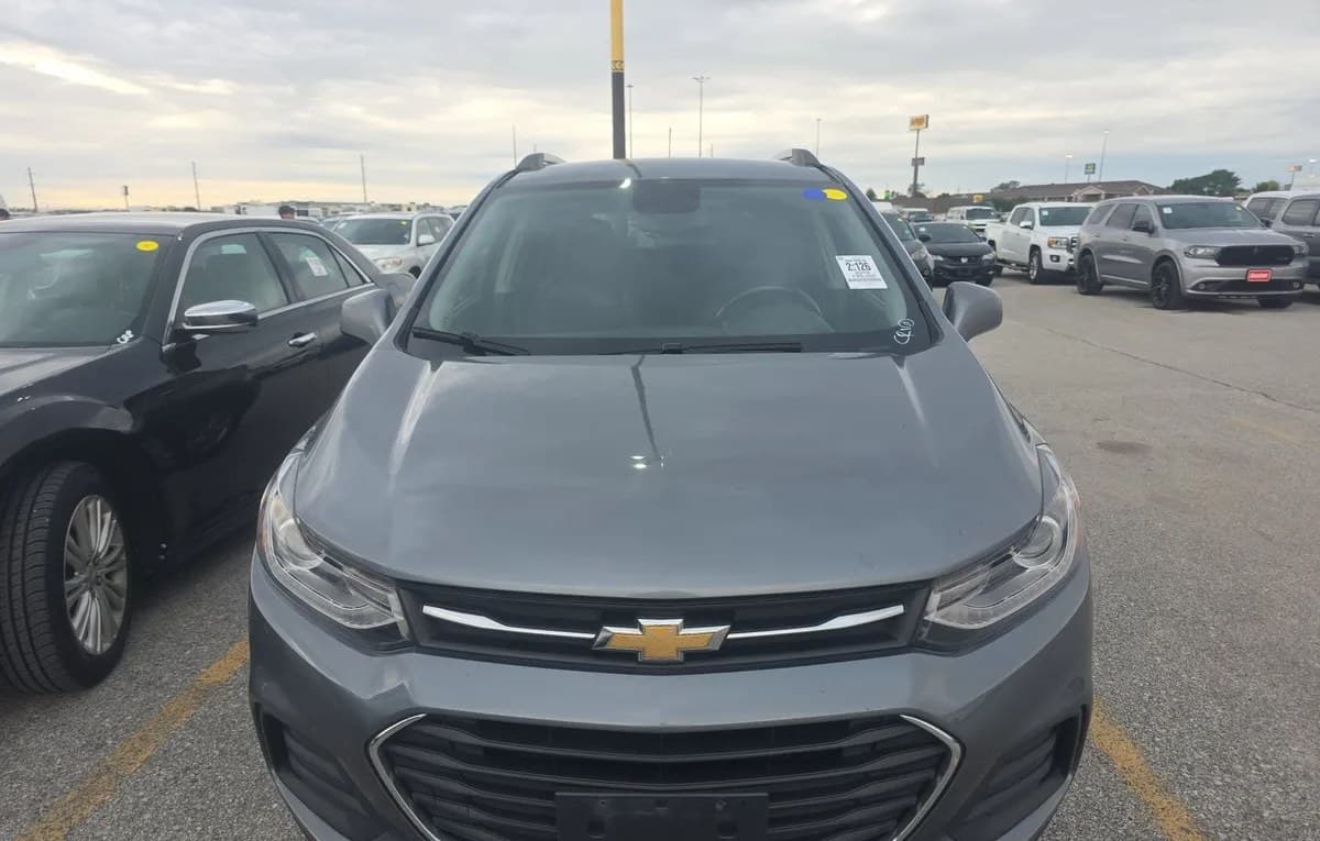2019 CHEVROLET TRAX LT 2
