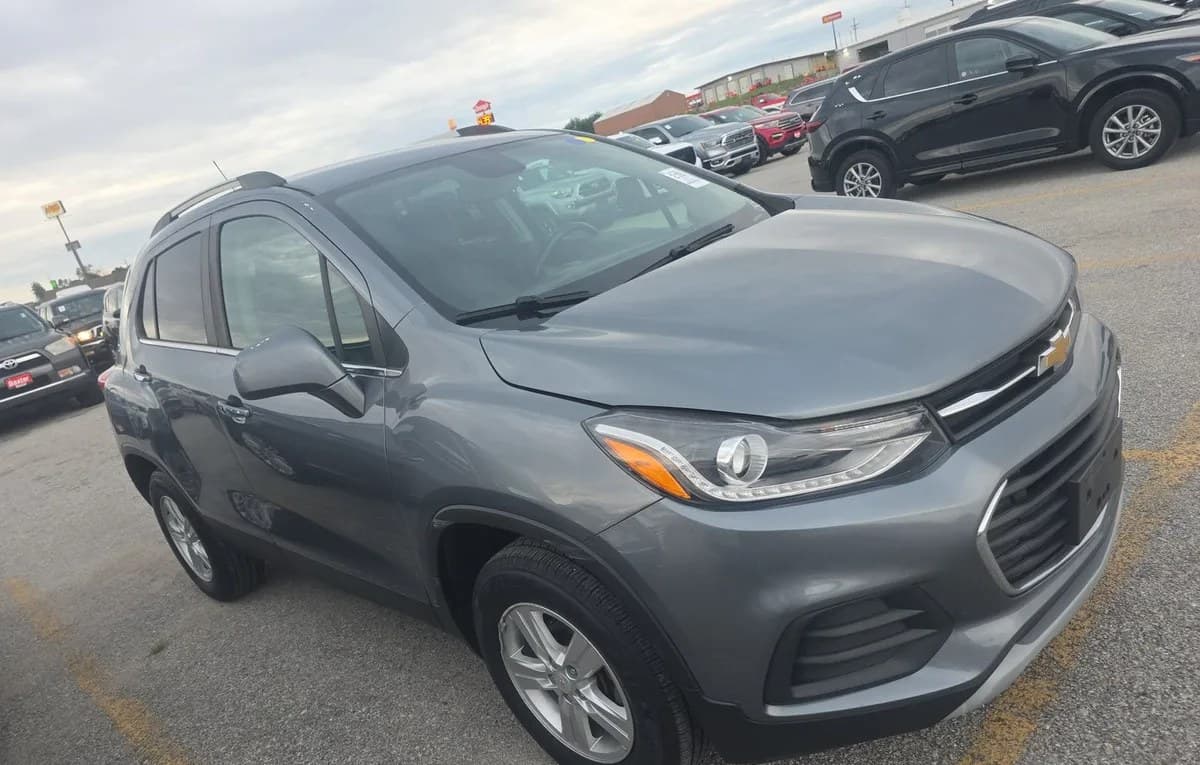 2019 CHEVROLET TRAX LT 3