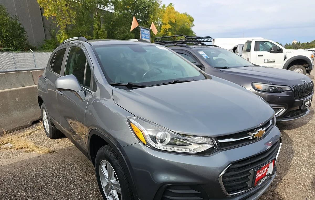 2019 CHEVROLET TRAX LT 4