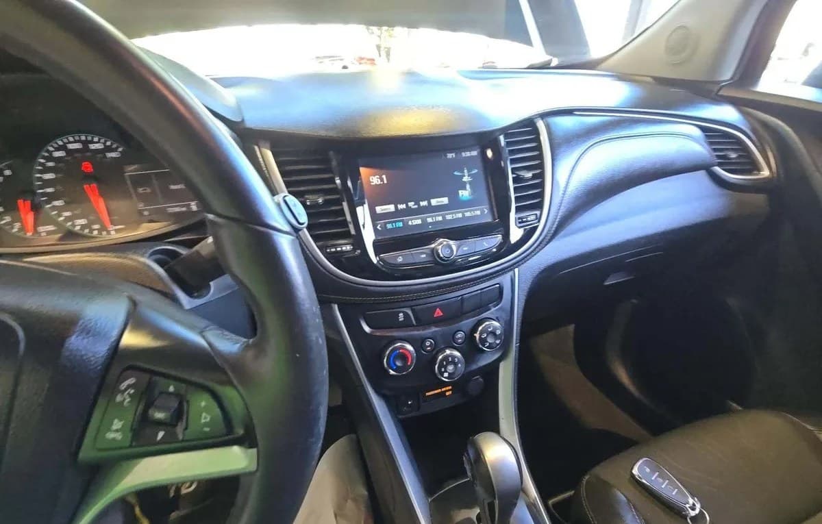 2017 CHEVROLET TRAX LT 1LT 7