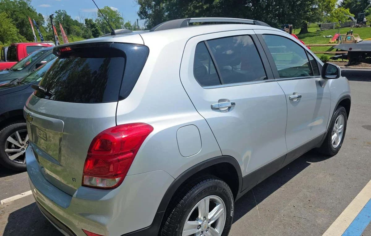 2018 CHEVROLET TRAX LT 4