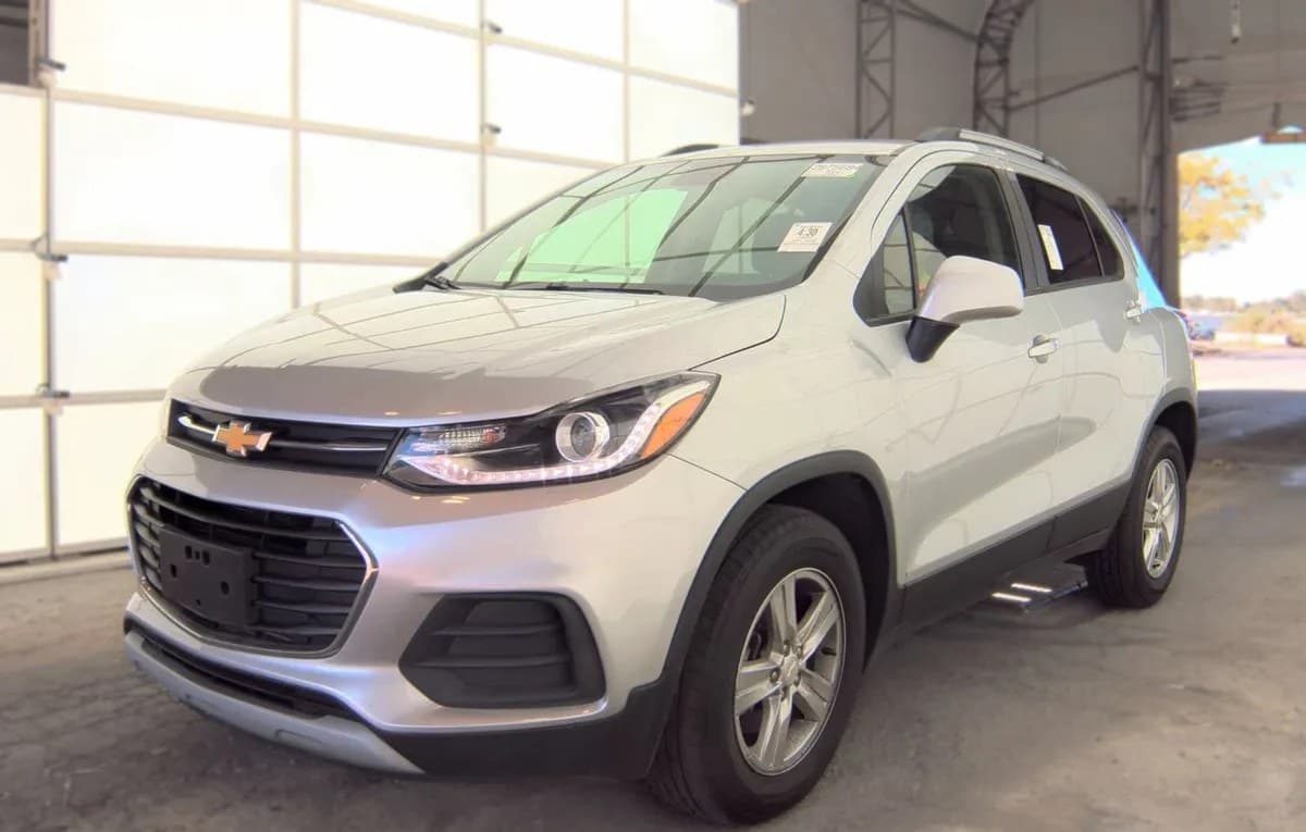2022 CHEVROLET TRAX LT 2