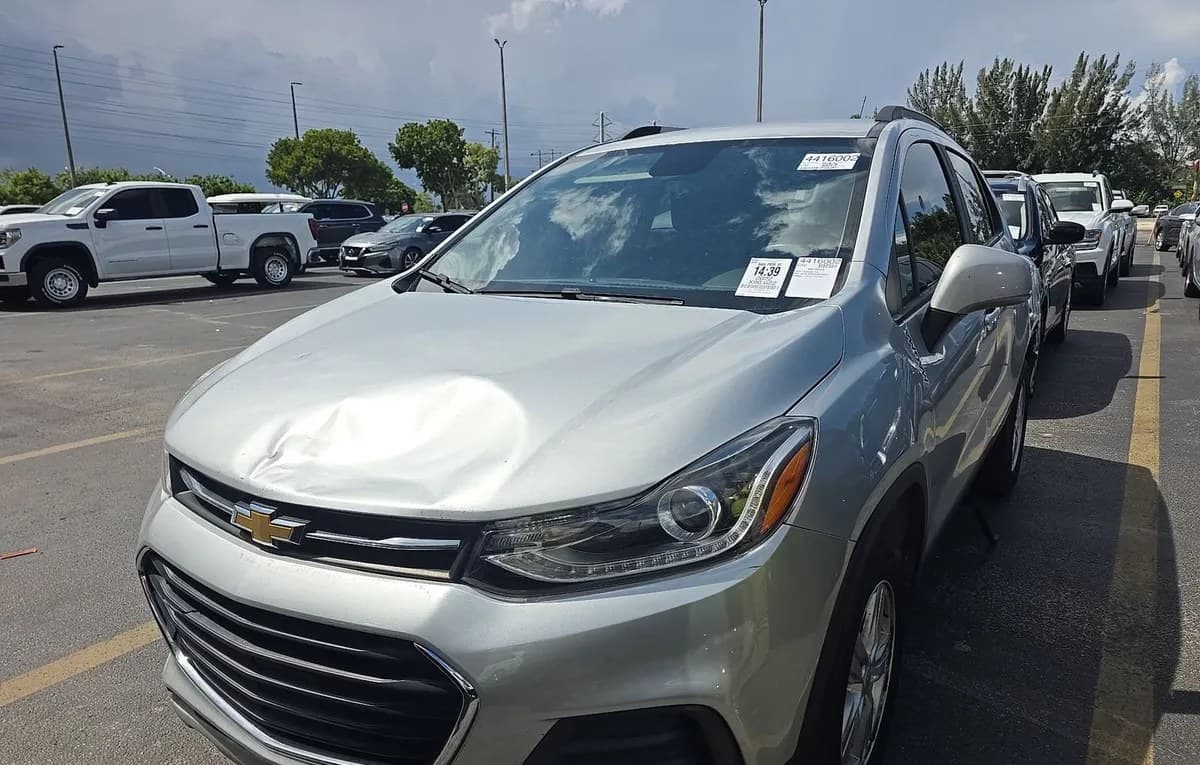 2022 CHEVROLET TRAX LT 2