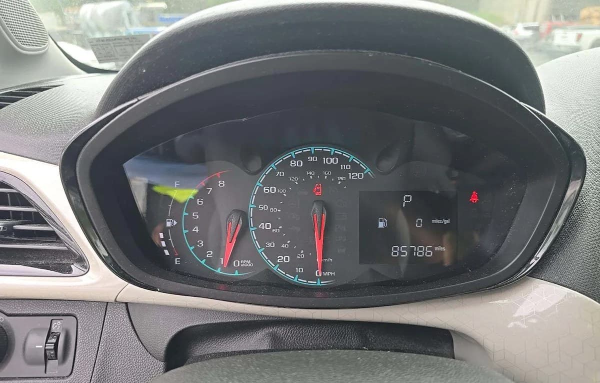 2017 CHEVROLET SPARK 1LT 5