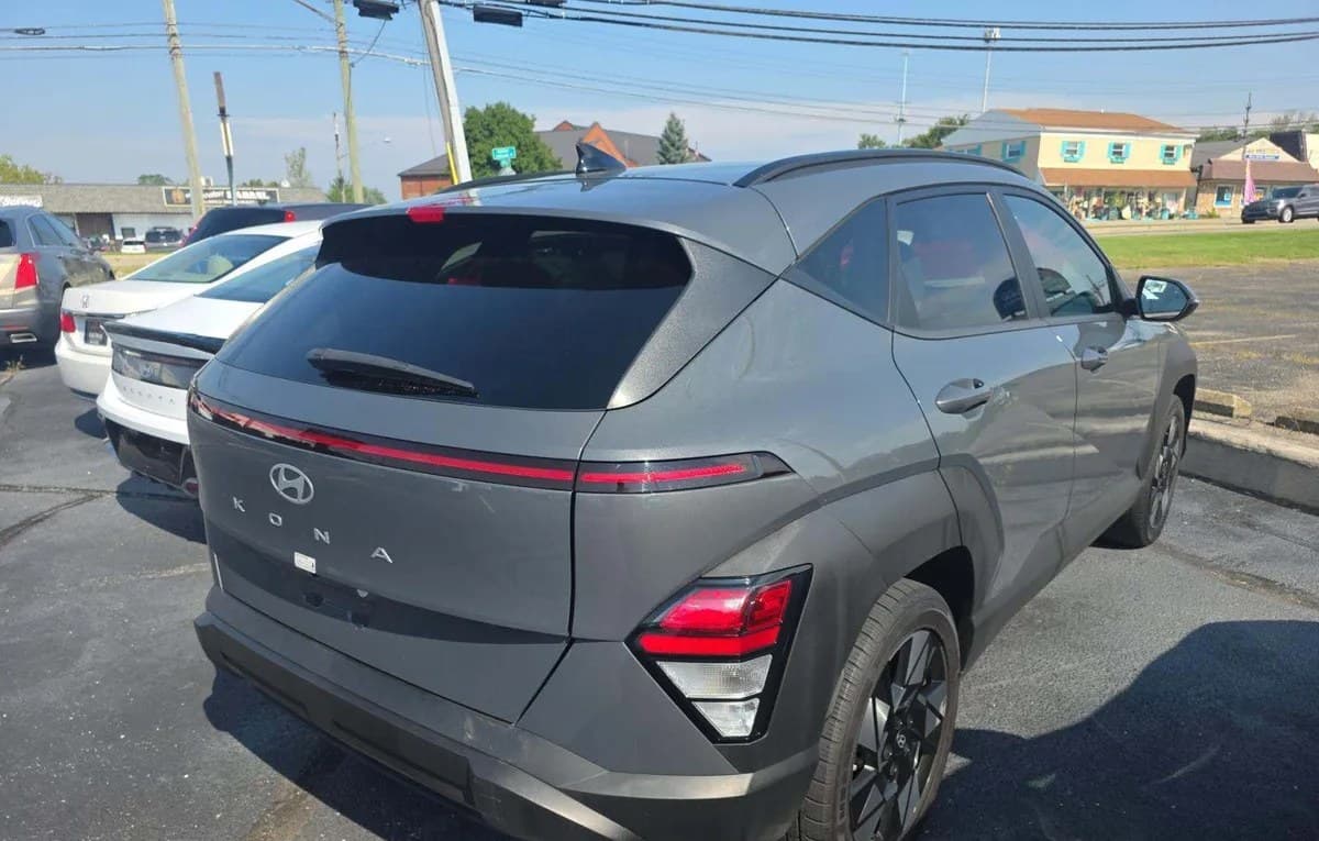 2025 HYUNDAI KONA SEL 4