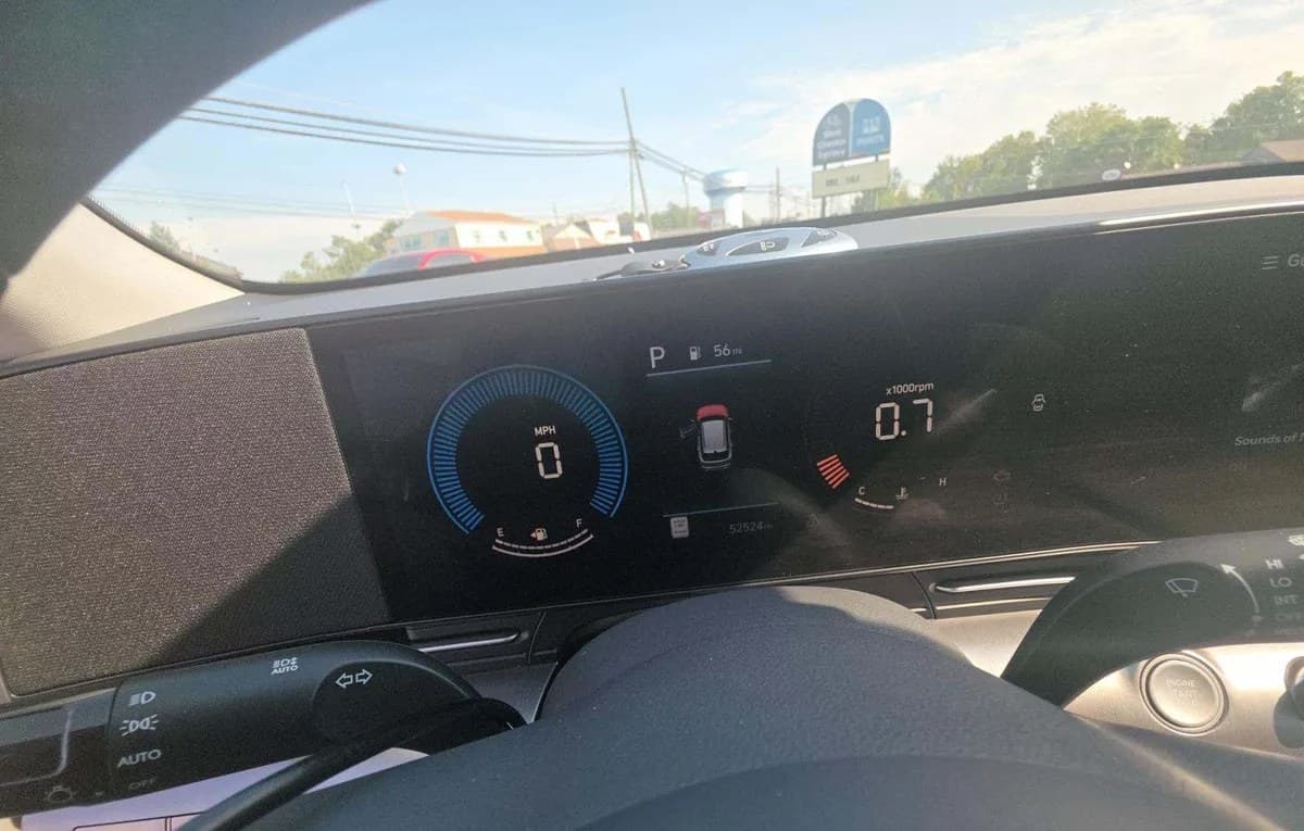 2025 HYUNDAI KONA SEL 6