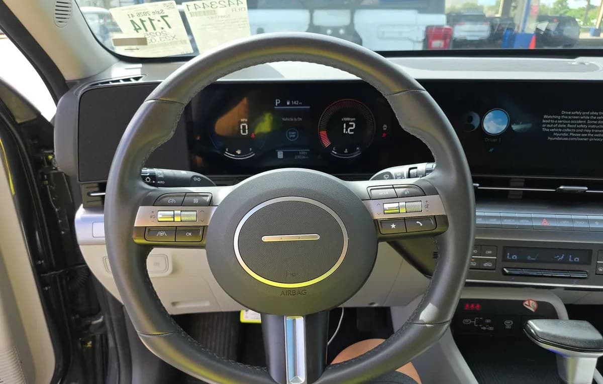 2025 HYUNDAI KONA SEL 7