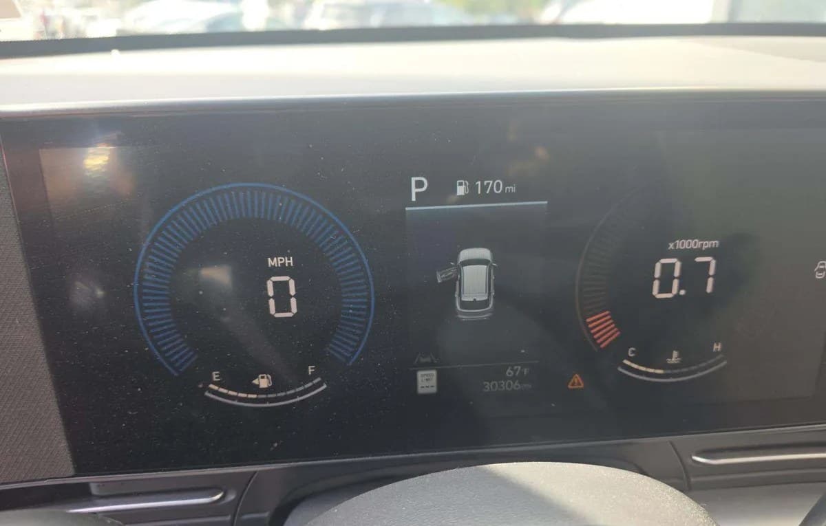 2025 HYUNDAI KONA SEL 6