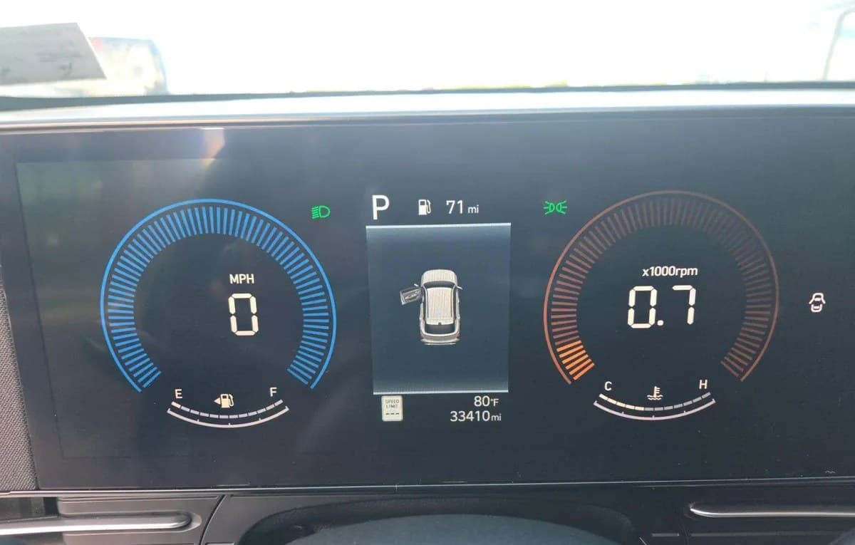 2025 HYUNDAI KONA SEL 6