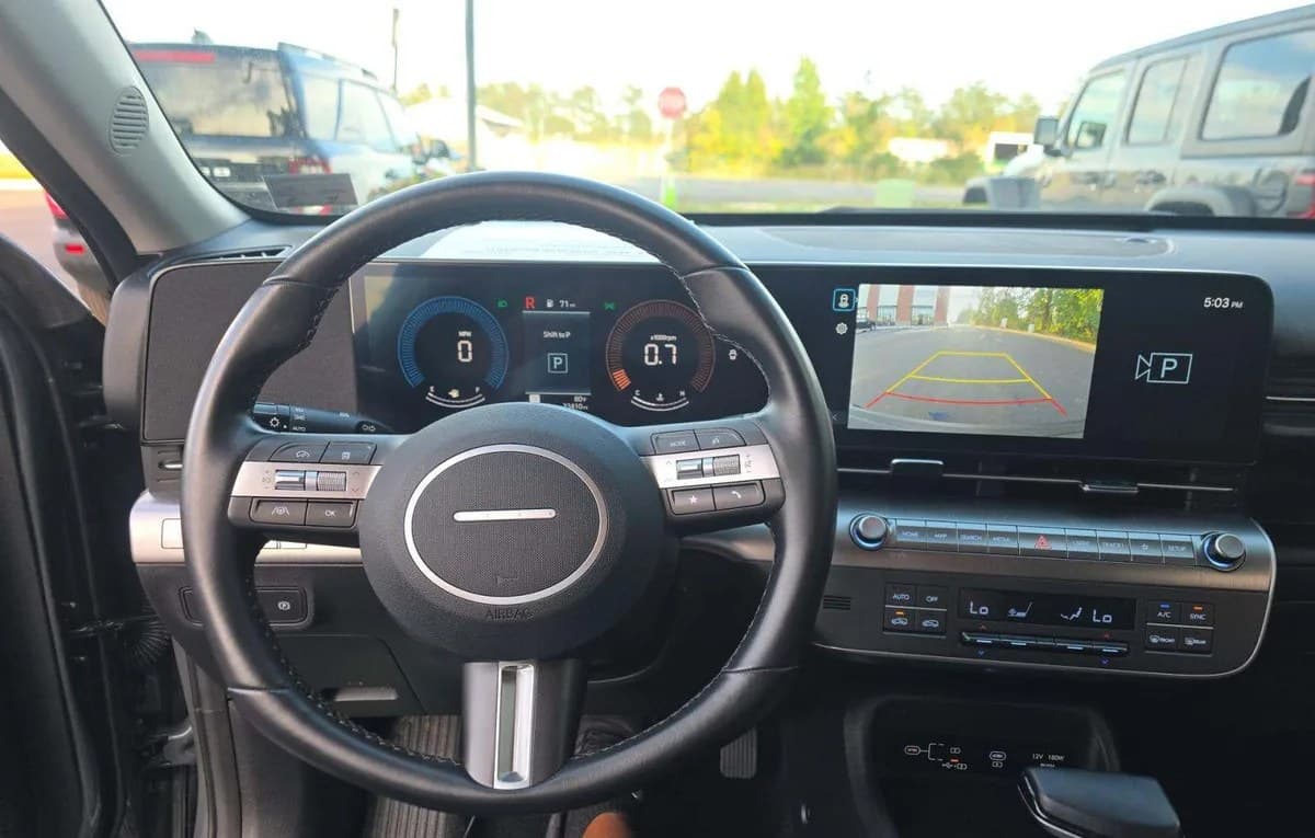 2025 HYUNDAI KONA SEL 7