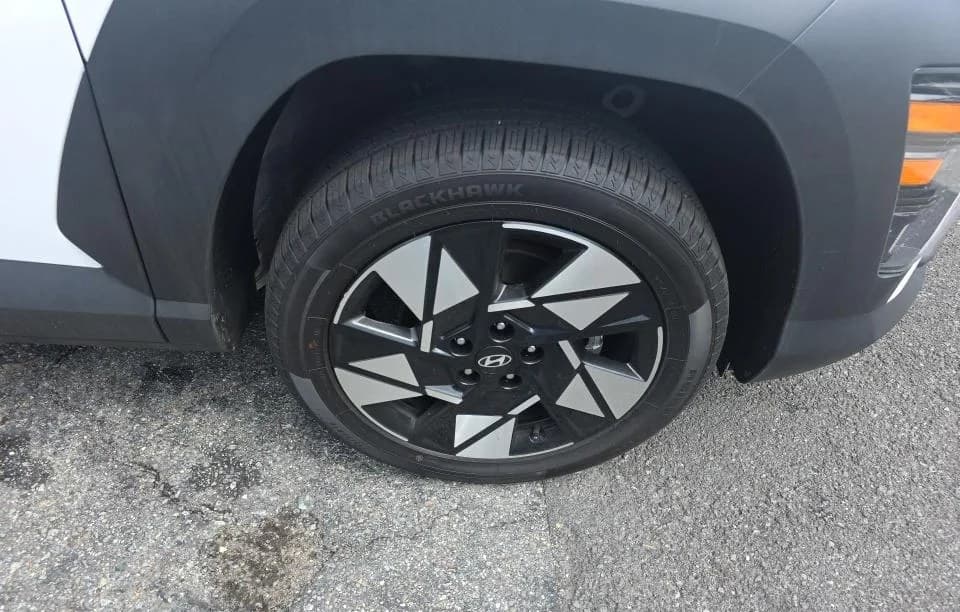 2025 HYUNDAI KONA SEL 6