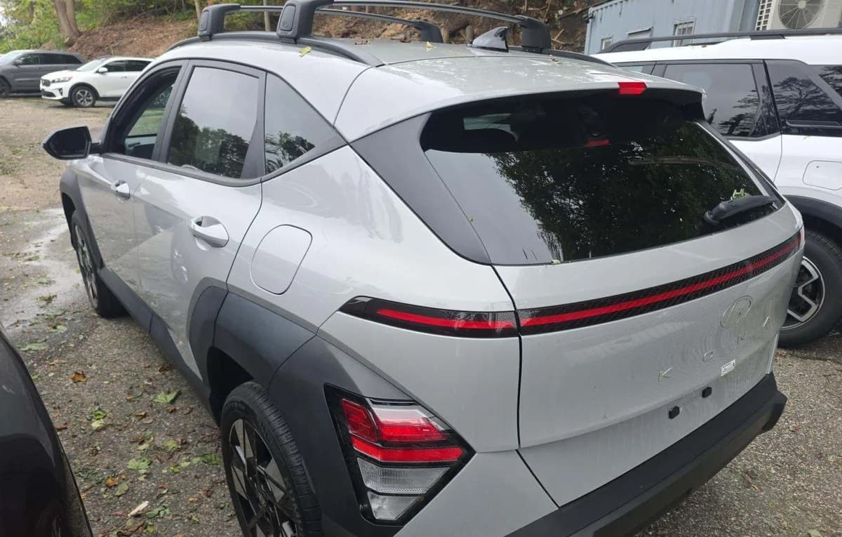 2024 HYUNDAI KONA SEL 3