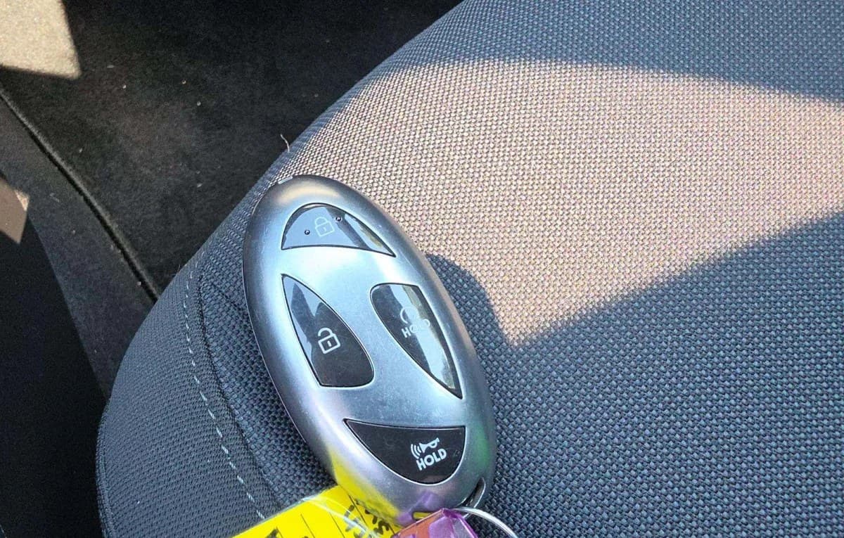2024 HYUNDAI KONA SEL 5