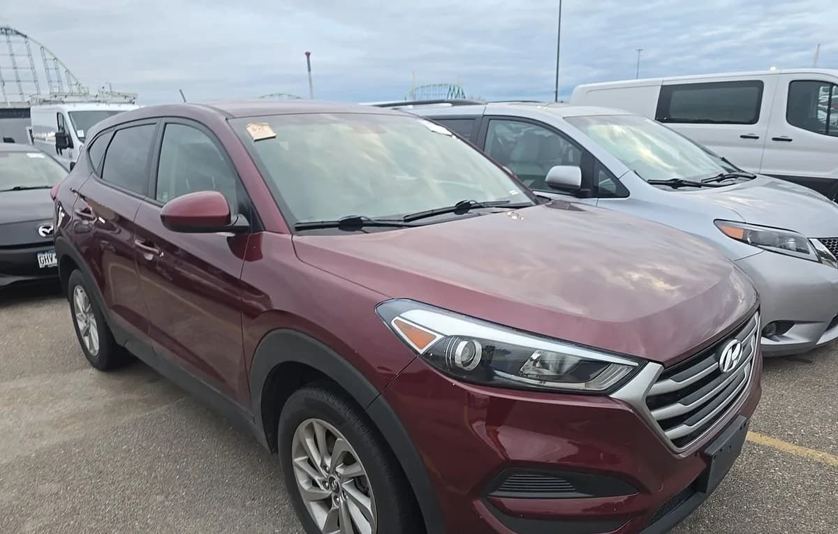 2018 HYUNDAI TUCSON SE 4