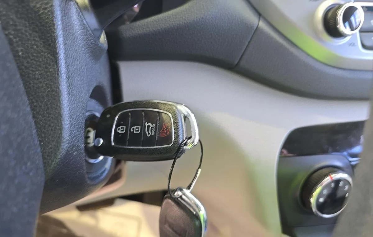 2017 HYUNDAI TUCSON SE 5