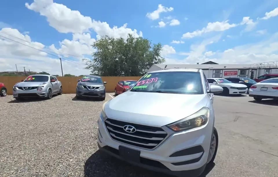 2018 HYUNDAI TUCSON SE 2