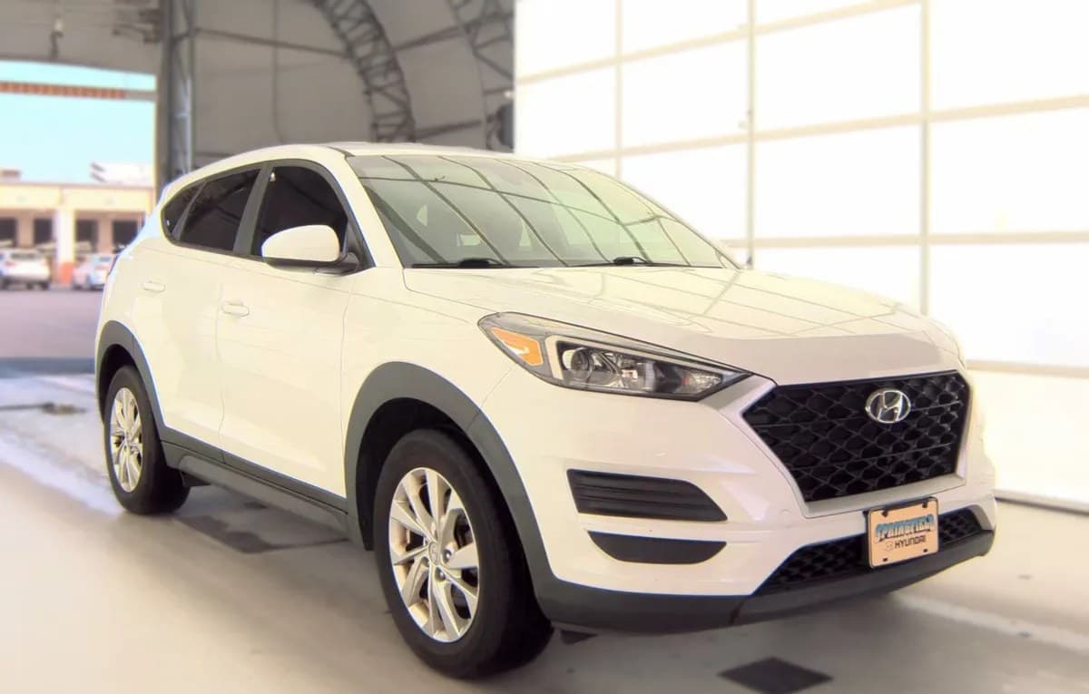2021 HYUNDAI TUCSON SE 4