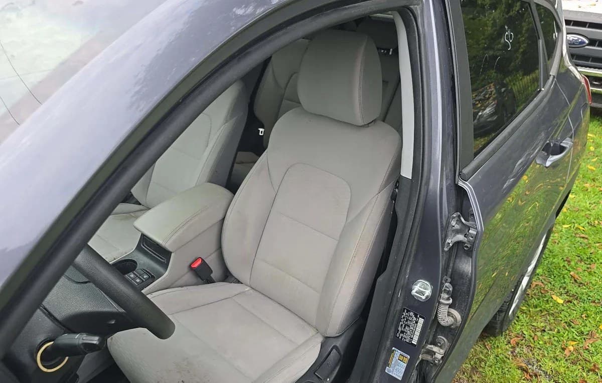 2021 HYUNDAI TUCSON SE 4