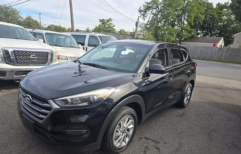 2018 HYUNDAI TUCSON SE