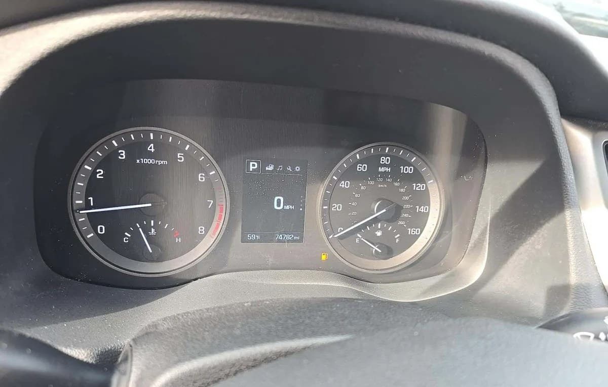 2018 HYUNDAI TUCSON SE 6