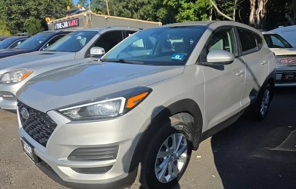 2020 HYUNDAI TUCSON SE 2