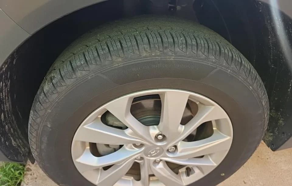 2019 HYUNDAI TUCSON SE 5