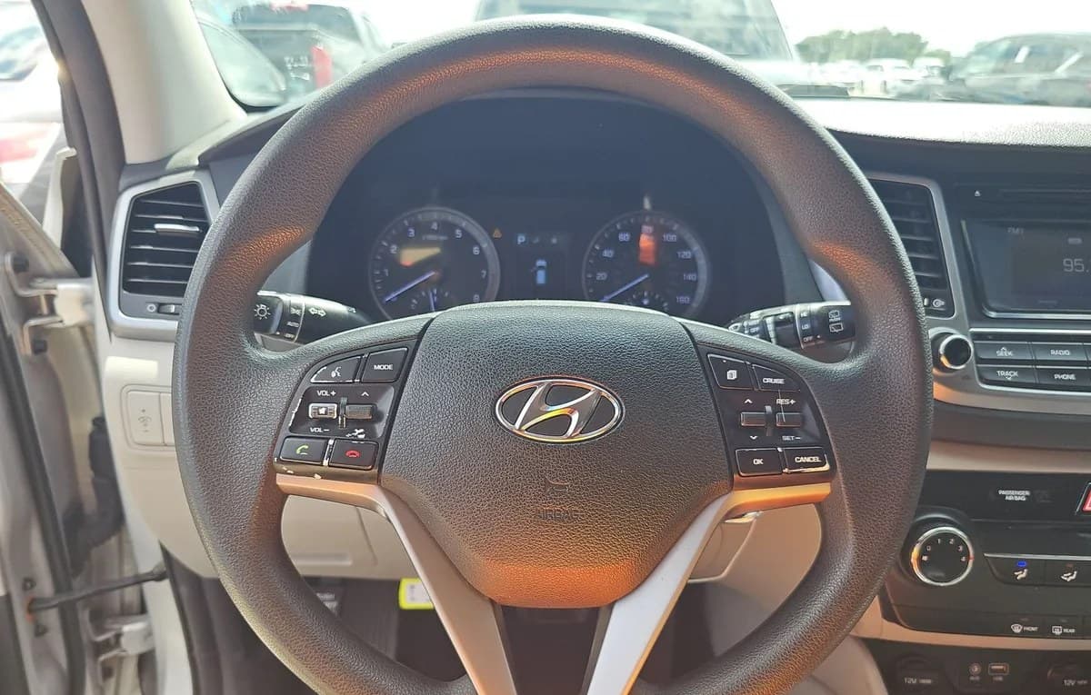 2018 HYUNDAI TUCSON SE 7
