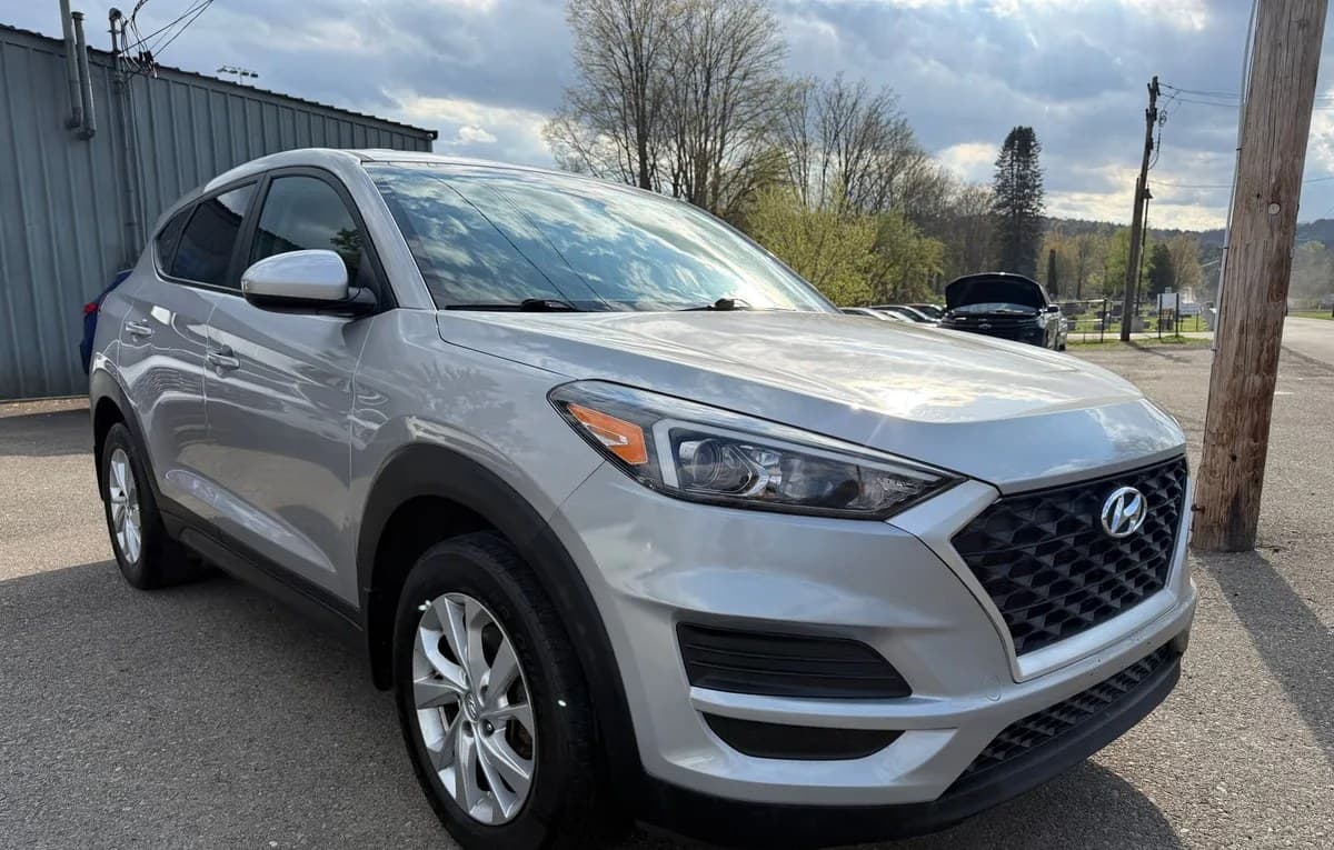 2020 HYUNDAI TUCSON SE 2