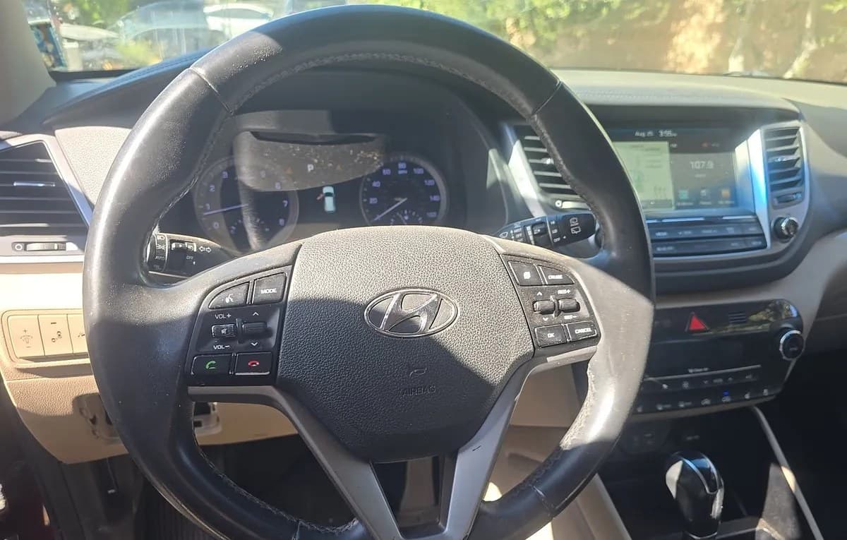 2017 HYUNDAI TUCSON Limited 7