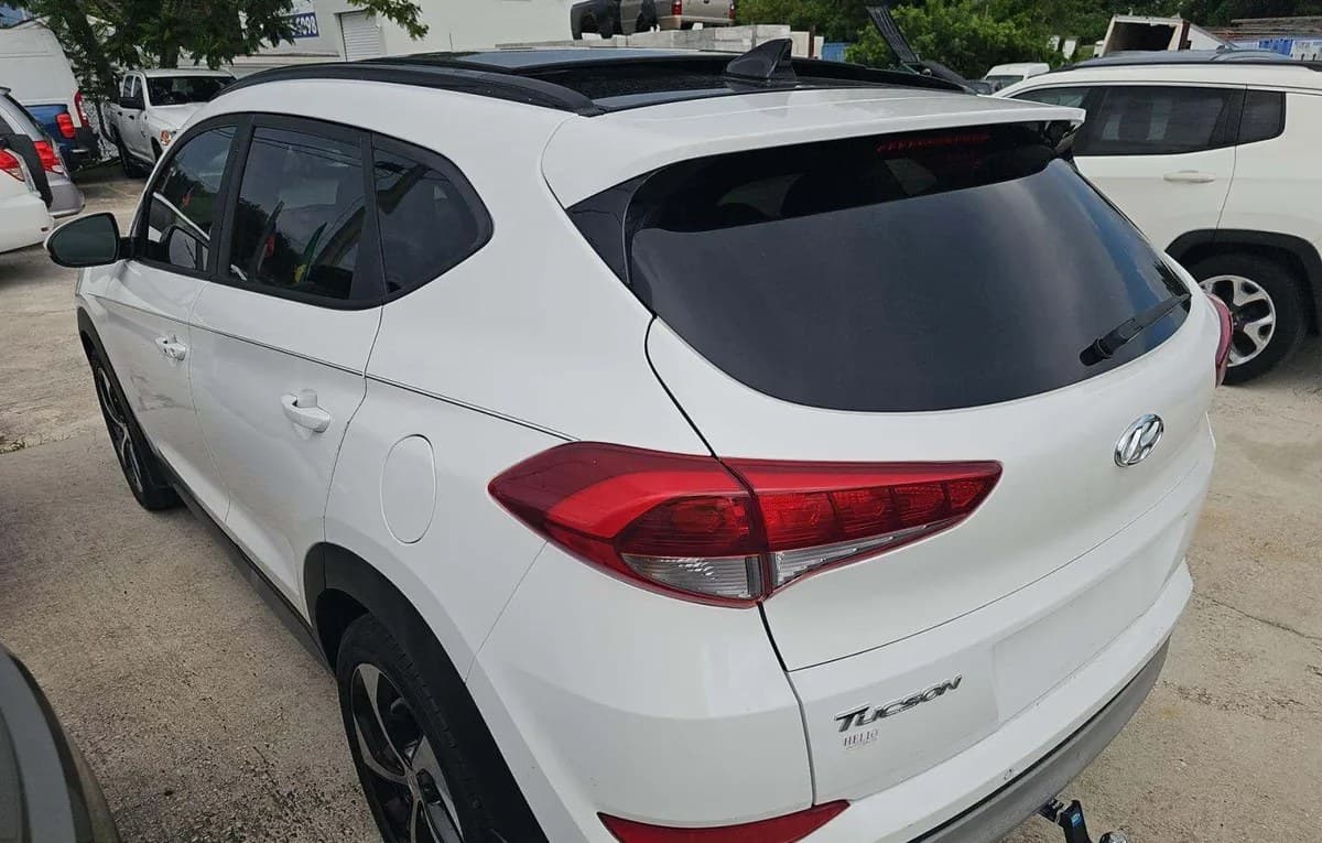2017 HYUNDAI TUCSON VALUE 3