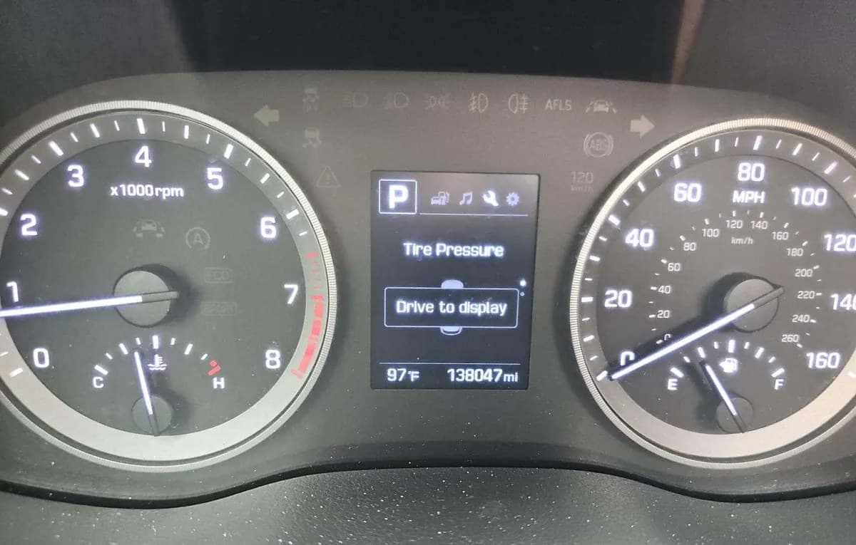 2017 HYUNDAI TUCSON VALUE 6