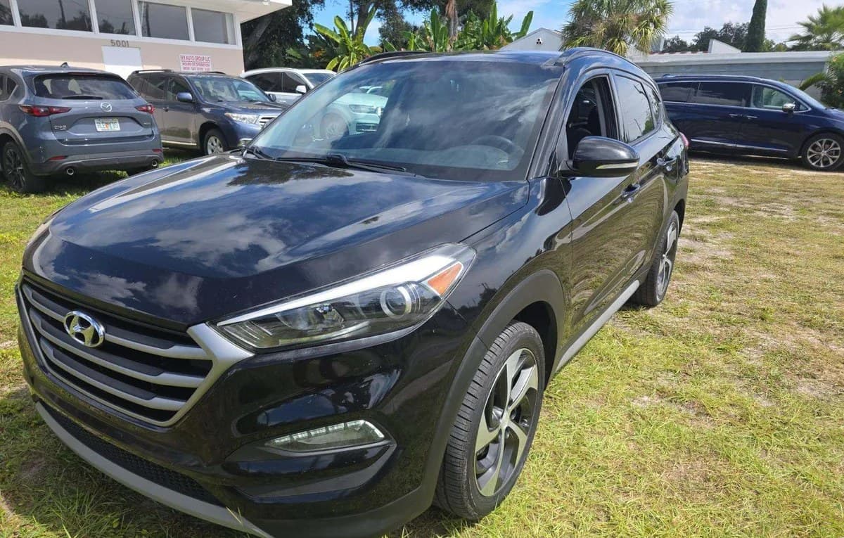 2018 HYUNDAI TUCSON Value 2