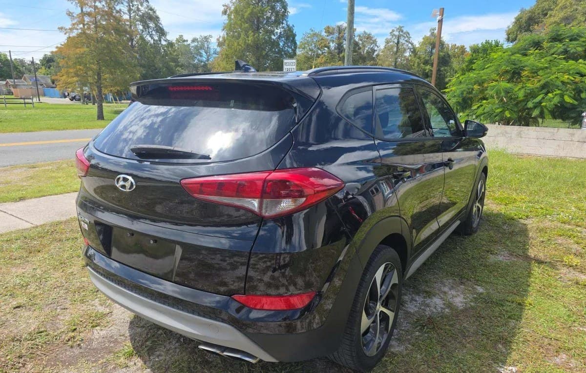 2018 HYUNDAI TUCSON Value 4