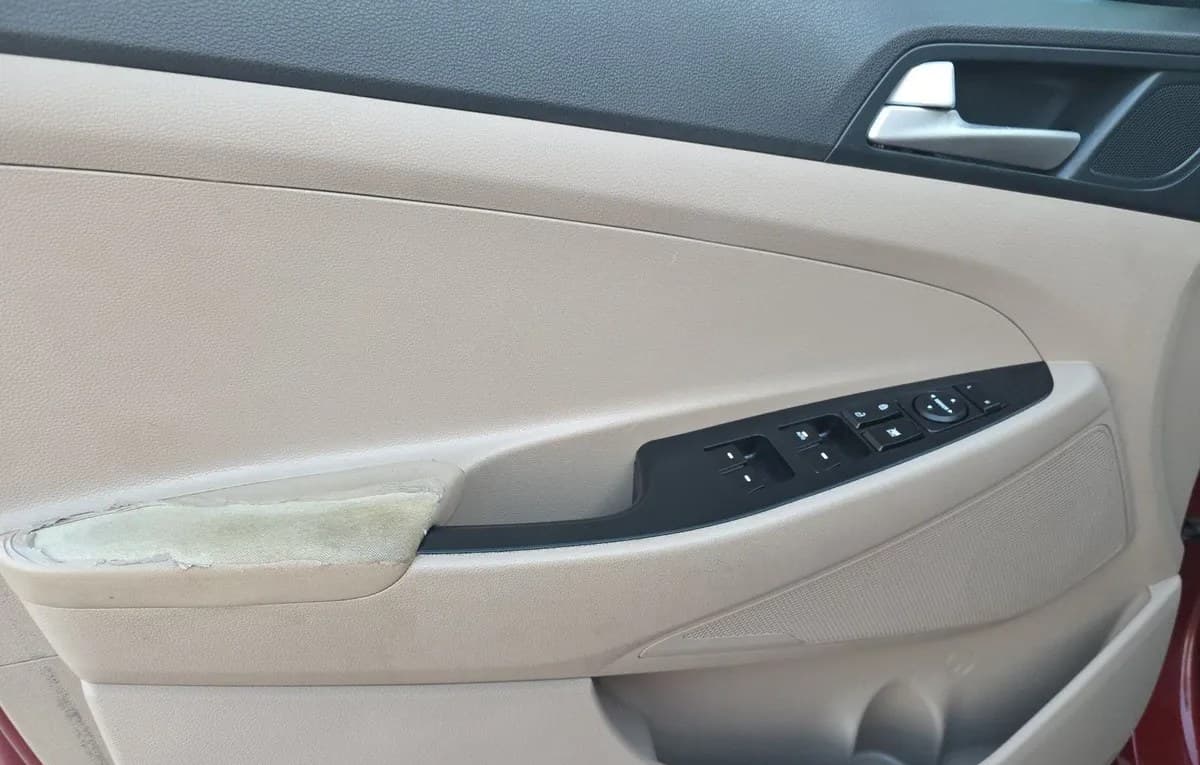 2019 HYUNDAI TUCSON Value 6