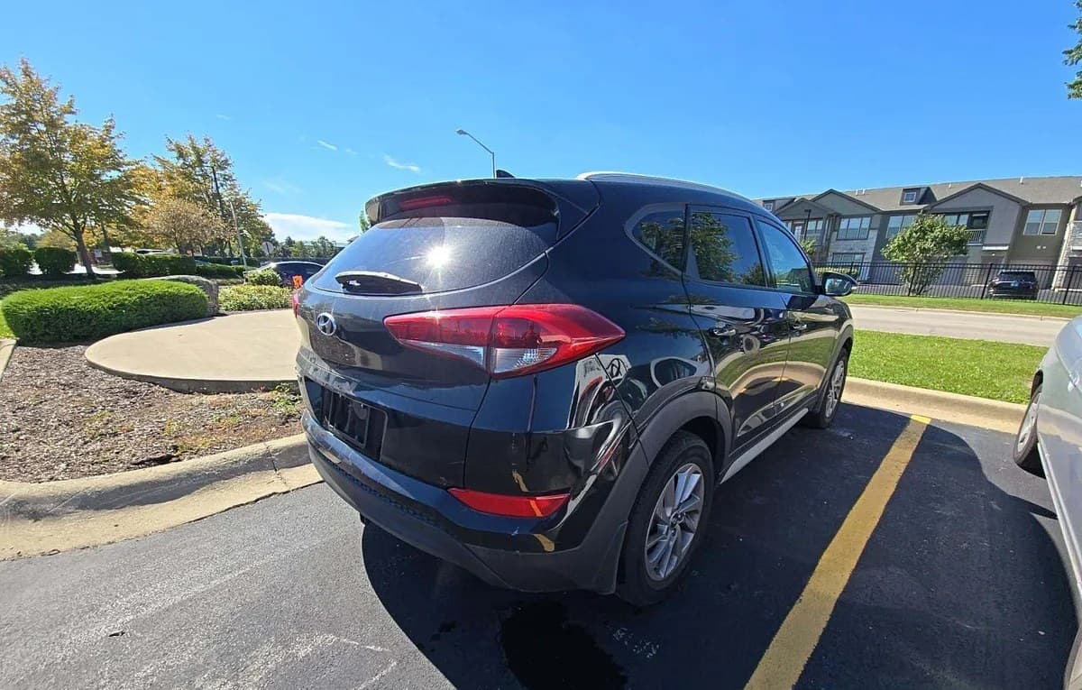 2017 HYUNDAI TUCSON SE Plus 3