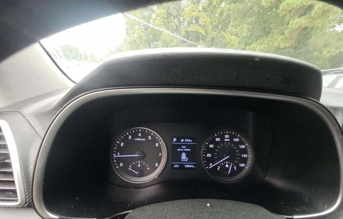 2020 HYUNDAI TUCSON Value 6