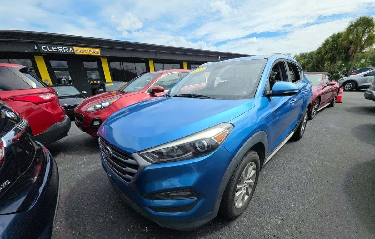 2017 HYUNDAI TUCSON SE Plus 2
