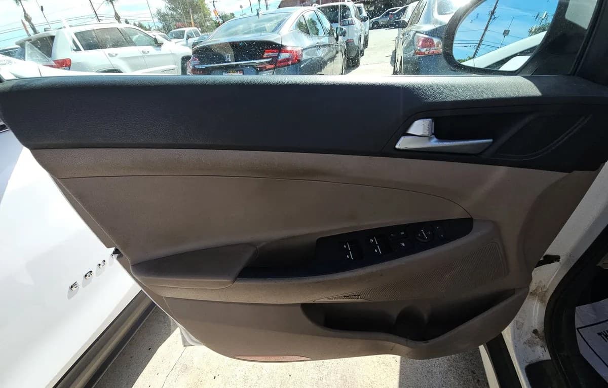 2020 HYUNDAI TUCSON Ultimate 6