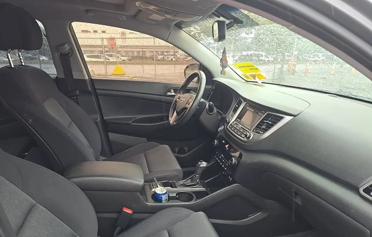 2017 HYUNDAI TUCSON Value 5